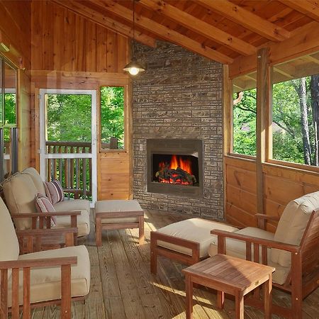Four Seasons Holiday Home Гатлинбург Экстерьер фото